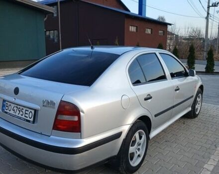 Серый Шкода Октавия, объемом двигателя 1.6 л и пробегом 364 тыс. км за 2600 $, фото 1 на Automoto.ua