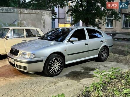 Шкода Октавия 2000 в Одессе на Automoto.ua Серый Шкода Октавия, объемом двигателя 2 л и пробегом 350 тыс. км за 5300 $, фото 1 на Automoto.ua