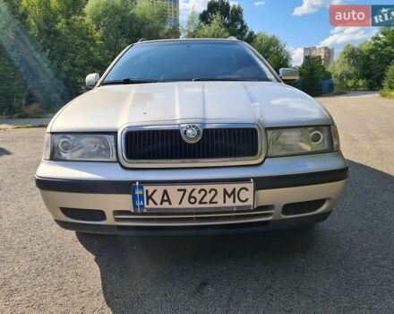 Серый Шкода Октавия, объемом двигателя 1.6 л и пробегом 364 тыс. км за 4300 $, фото 1 на Automoto.ua