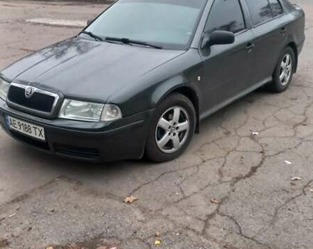 Серый Шкода Октавия, объемом двигателя 1.6 л и пробегом 272 тыс. км за 3200 $, фото 1 на Automoto.ua