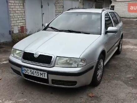 Серый Шкода Октавия, объемом двигателя 1.6 л и пробегом 287 тыс. км за 3999 $, фото 1 на Automoto.ua