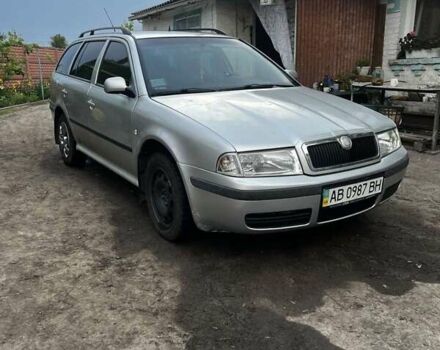 Серый Шкода Октавия, объемом двигателя 1.8 л и пробегом 286 тыс. км за 3500 $, фото 1 на Automoto.ua