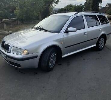 Серый Шкода Октавия, объемом двигателя 1.8 л и пробегом 260 тыс. км за 4500 $, фото 1 на Automoto.ua