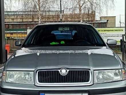 Серый Шкода Октавия, объемом двигателя 1.6 л и пробегом 290 тыс. км за 4800 $, фото 1 на Automoto.ua