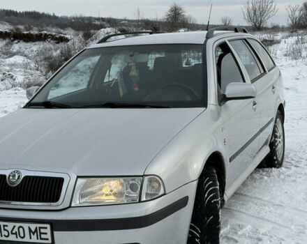 Серый Шкода Октавия, объемом двигателя 1.6 л и пробегом 210 тыс. км за 4700 $, фото 1 на Automoto.ua