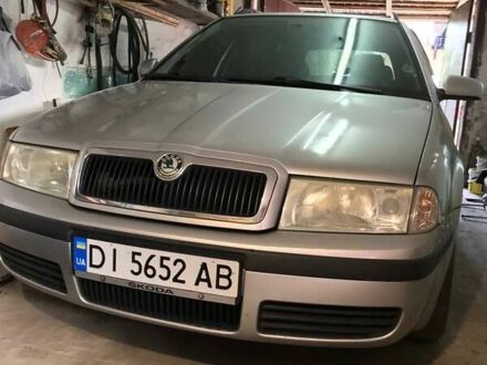 Шкода Октавия 2001 в Жовкве на Automoto.ua Серый Шкода Октавия, объемом двигателя 1.6 л и пробегом 223 тыс. км за 3900 $, фото 1 на Automoto.ua