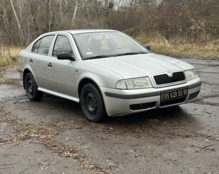 Серый Шкода Октавия, объемом двигателя 0 л и пробегом 222 тыс. км за 2449 $, фото 1 на Automoto.ua