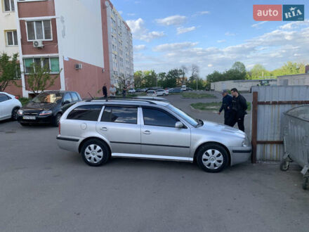 Серый Шкода Октавия, объемом двигателя 1.6 л и пробегом 285 тыс. км за 3700 $, фото 1 на Automoto.ua
