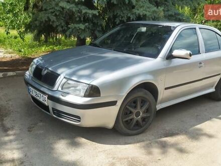 Шкода Октавія 2001 у Харкові на Automoto.ua Сірий Шкода Октавія, об'ємом двигуна 2 л та пробігом 370 тис. км за 4200 $, фото 1 на Automoto.ua