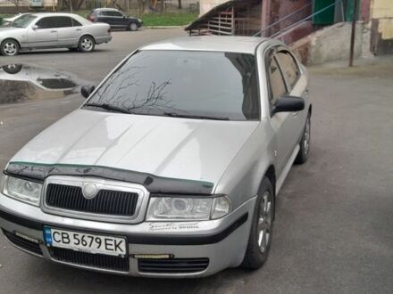 Серый Шкода Октавия, объемом двигателя 1.6 л и пробегом 327 тыс. км за 3500 $, фото 1 на Automoto.ua