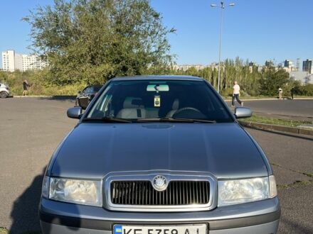 Сірий Шкода Октавія, об'ємом двигуна 1.6 л та пробігом 377 тис. км за 4400 $, фото 1 на Automoto.ua