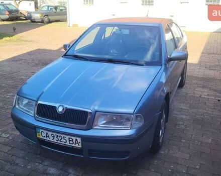 Серый Шкода Октавия, объемом двигателя 1.6 л и пробегом 243 тыс. км за 3300 $, фото 1 на Automoto.ua