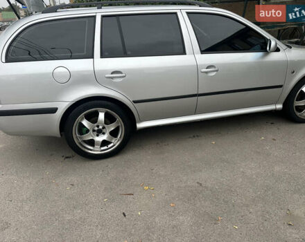 Серый Шкода Октавия, объемом двигателя 1.8 л и пробегом 175 тыс. км за 5600 $, фото 1 на Automoto.ua