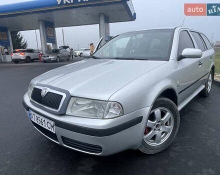 Серый Шкода Октавия, объемом двигателя 1.6 л и пробегом 300 тыс. км за 3350 $, фото 1 на Automoto.ua