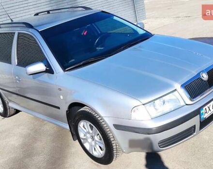 Серый Шкода Октавия, объемом двигателя 1.6 л и пробегом 266 тыс. км за 6100 $, фото 1 на Automoto.ua