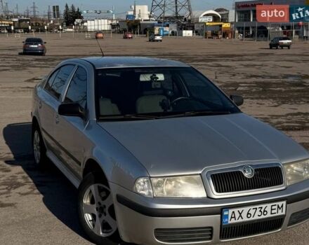 Серый Шкода Октавия, объемом двигателя 2 л и пробегом 300 тыс. км за 4499 $, фото 1 на Automoto.ua