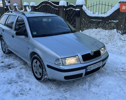 Серый Шкода Октавия, объемом двигателя 1.6 л и пробегом 280 тыс. км за 2600 $, фото 1 на Automoto.ua