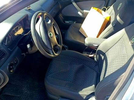 Шкода Октавия 2002 в Хмельницком на Automoto.ua Серый Шкода Октавия, объемом двигателя 2 л и пробегом 261 тыс. км за 5000 $, фото 1 на Automoto.ua