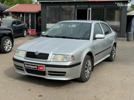 Шкода Октавия 2002 в Виннице на Automoto.ua Серый Шкода Октавия, объемом двигателя 1.8 л и пробегом 248 тыс. км за 4590 $, фото 1 на Automoto.ua