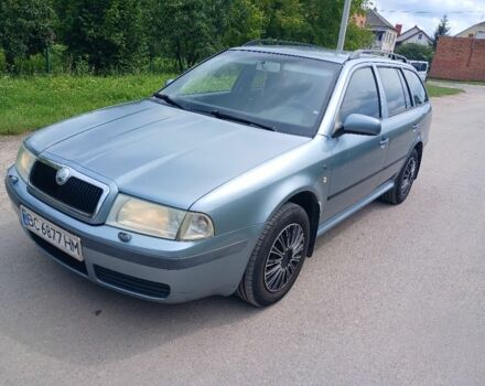 Серый Шкода Октавия, объемом двигателя 0 л и пробегом 300 тыс. км за 2900 $, фото 1 на Automoto.ua