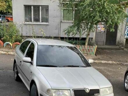 Серый Шкода Октавия, объемом двигателя 1.6 л и пробегом 200 тыс. км за 3814 $, фото 1 на Automoto.ua