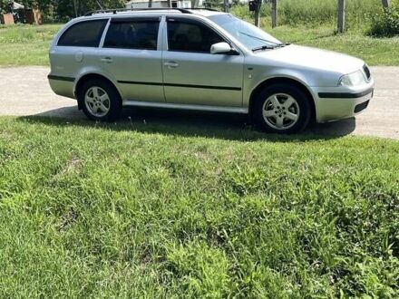 Серый Шкода Октавия, объемом двигателя 1.6 л и пробегом 350 тыс. км за 3700 $, фото 1 на Automoto.ua