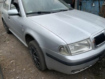 Сірий Шкода Октавія, об'ємом двигуна 0 л та пробігом 300 тис. км за 477 $, фото 1 на Automoto.ua