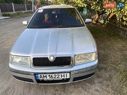 Шкода Октавія 2002 у Радомышле на Automoto.ua Сірий Шкода Октавія, об'ємом двигуна 1.78 л та пробігом 257 тис. км за 5300 $, фото 1 на Automoto.ua