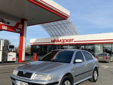 Сірий Шкода Октавія, об'ємом двигуна 1.6 л та пробігом 300 тис. км за 4600 $, фото 1 на Automoto.ua