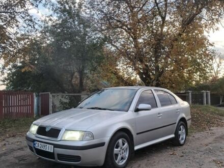 Шкода Октавия 2002 в Монастырище на Automoto.ua Серый Шкода Октавия, объемом двигателя 1.8 л и пробегом 282 тыс. км за 3900 $, фото 1 на Automoto.ua