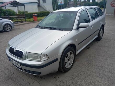 Шкода Октавия 2002 в Сумах на Automoto.ua Серый Шкода Октавия, объемом двигателя 0 л и пробегом 37 тыс. км за 2500 $, фото 1 на Automoto.ua