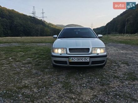 Шкода Октавія 2002 у Сваляве на Automoto.ua Сірий Шкода Октавія, об'ємом двигуна 1.78 л та пробігом 380 тис. км за 3700 $, фото 1 на Automoto.ua