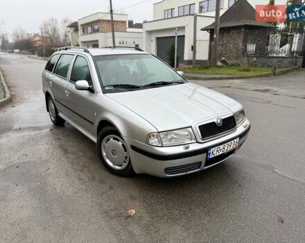 Серый Шкода Октавия, объемом двигателя 1.9 л и пробегом 300 тыс. км за 2250 $, фото 1 на Automoto.ua