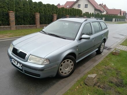 Сірий Шкода Октавія, об'ємом двигуна 0 л та пробігом 350 тис. км за 2300 $, фото 1 на Automoto.ua