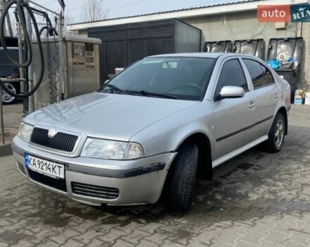 Серый Шкода Октавия, объемом двигателя 1.6 л и пробегом 293 тыс. км за 2900 $, фото 1 на Automoto.ua