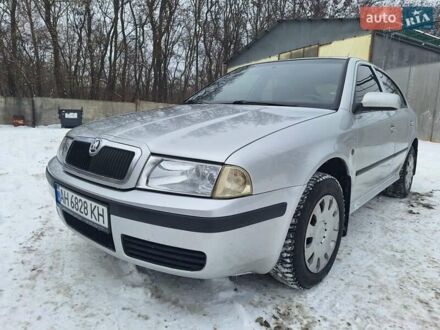 Серый Шкода Октавия, объемом двигателя 1.6 л и пробегом 410 тыс. км за 4500 $, фото 1 на Automoto.ua