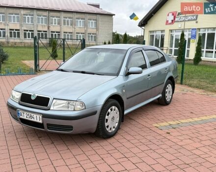 Серый Шкода Октавия, объемом двигателя 1.6 л и пробегом 400 тыс. км за 3100 $, фото 1 на Automoto.ua
