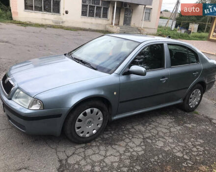 Серый Шкода Октавия, объемом двигателя 1.6 л и пробегом 200 тыс. км за 4300 $, фото 1 на Automoto.ua
