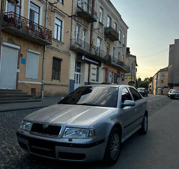 Серый Шкода Октавия, объемом двигателя 1.6 л и пробегом 178 тыс. км за 5300 $, фото 1 на Automoto.ua