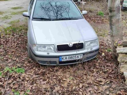 Сірий Шкода Октавія, об'ємом двигуна 2 л та пробігом 250 тис. км за 4700 $, фото 1 на Automoto.ua