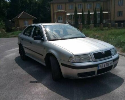 Серый Шкода Октавия, объемом двигателя 1.6 л и пробегом 312 тыс. км за 3800 $, фото 1 на Automoto.ua
