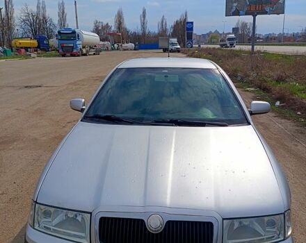 Серый Шкода Октавия, объемом двигателя 2 л и пробегом 303 тыс. км за 4000 $, фото 1 на Automoto.ua