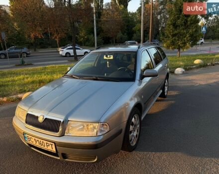 Серый Шкода Октавия, объемом двигателя 1.6 л и пробегом 249 тыс. км за 4950 $, фото 1 на Automoto.ua