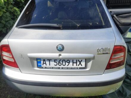 Шкода Октавия 2003 в Надворной на Automoto.ua Серый Шкода Октавия, объемом двигателя 1.6 л и пробегом 290 тыс. км за 2200 $, фото 1 на Automoto.ua