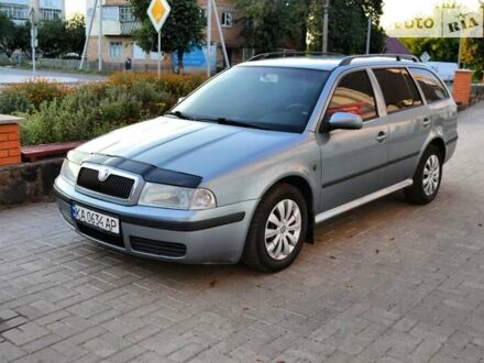 Шкода Октавія 2003 у Новомиргороде на Automoto.ua Сірий Шкода Октавія, об'ємом двигуна 1.6 л та пробігом 200 тис. км за 5300 $, фото 1 на Automoto.ua