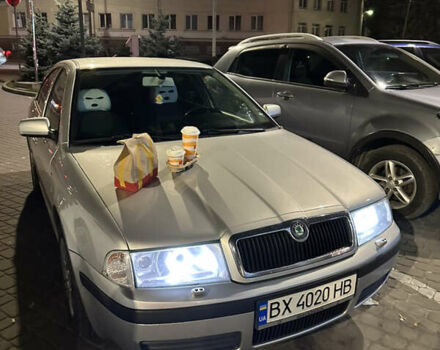 Серый Шкода Октавия, объемом двигателя 1.6 л и пробегом 252 тыс. км за 4800 $, фото 1 на Automoto.ua