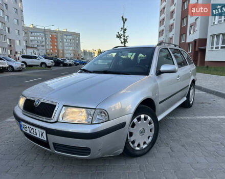 Серый Шкода Октавия, объемом двигателя 1.6 л и пробегом 172 тыс. км за 3950 $, фото 1 на Automoto.ua