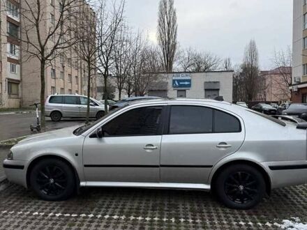 Серый Шкода Октавия, объемом двигателя 1.4 л и пробегом 227 тыс. км за 3800 $, фото 1 на Automoto.ua