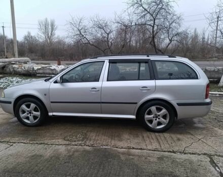 Серый Шкода Октавия, объемом двигателя 1.6 л и пробегом 300 тыс. км за 4300 $, фото 1 на Automoto.ua