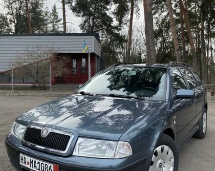 Сірий Шкода Октавія, об'ємом двигуна 1.6 л та пробігом 183 тис. км за 5299 $, фото 1 на Automoto.ua